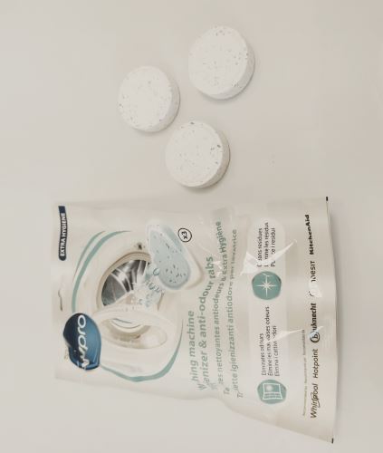 Whirlpool Hotpoint Bauknecht Indesit WPRO tablety proti zápachu do pračky